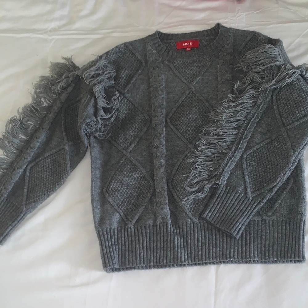 Net.153 Knit Fringe Sweater
